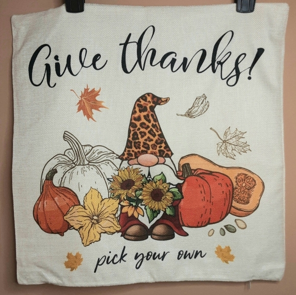 NEW Set of 4 Fall/Thanksgiving Pillowcovers - gnomes, Fall colors - Picture 5 of 11